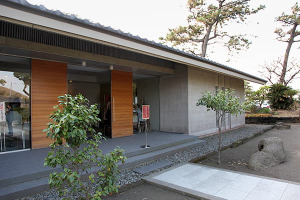 森戸大明神 参集殿